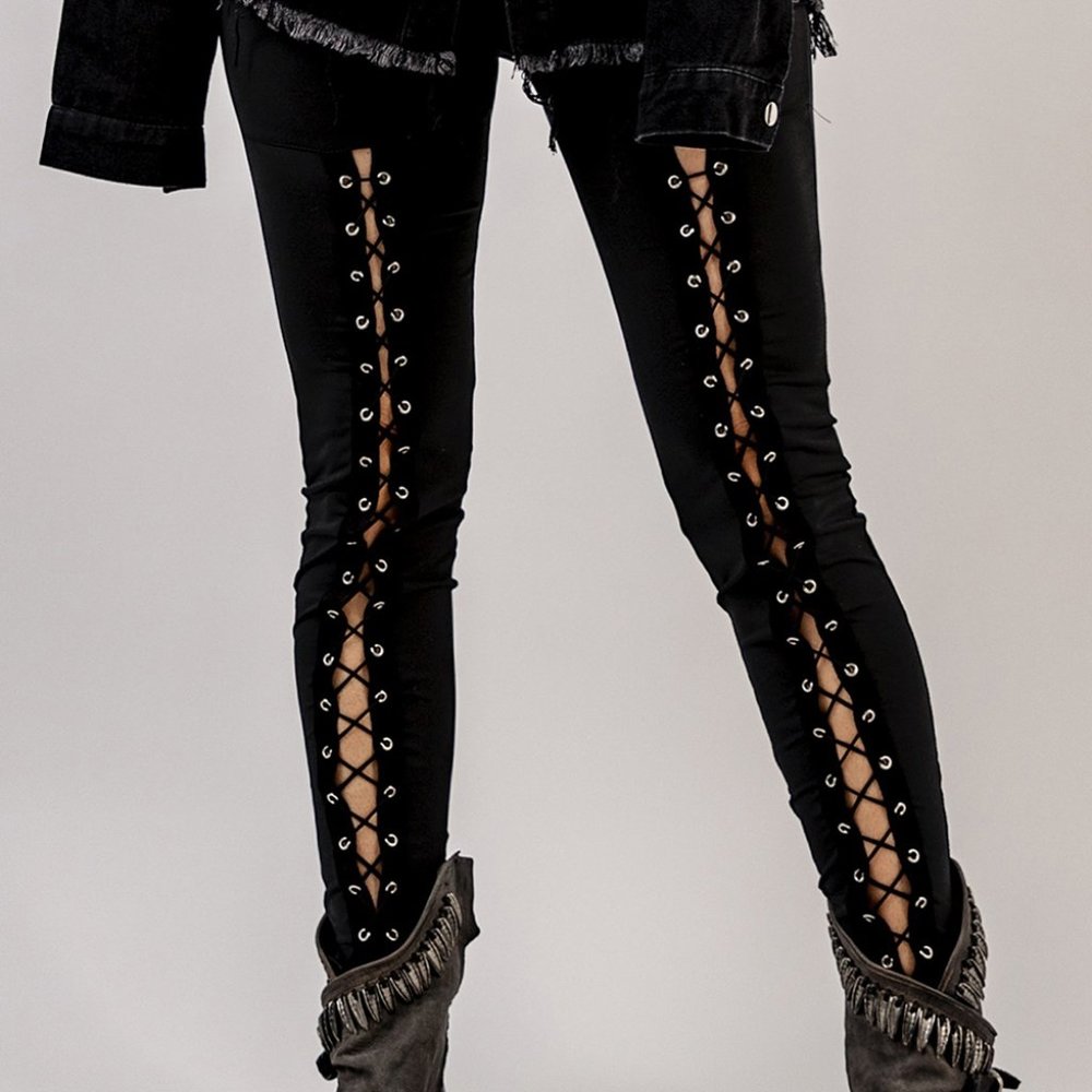 Grommet Lace Up Leggings